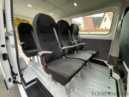 VOLKSWAGEN CRAFTER 2,0 TDI 9 SITZER KLIMAAUTOMATIK 1.HAND
