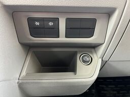 VOLKSWAGEN CRAFTER 2,0 TDI 9 SITZER KLIMAAUTOMATIK 1.HAND