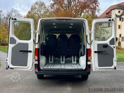 VOLKSWAGEN CRAFTER 2,0 TDI 9 SITZER KLIMAAUTOMATIK 1.HAND