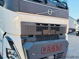 VOLVO Volvo FH500 6x2 mit Fassi F545 Kran JIB Winde so