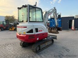 Takeuchi TB 230 3x bucket LED