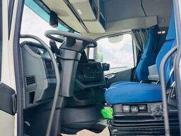 VOLVO FH 540 8x2 EFFER Kran Sattelzugmaschine