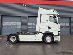 Renault T-High