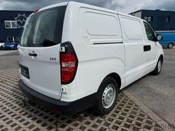 HYUNDAI H-1 Kasten Klima STHZ AHK R-CAM TÜV 03/27