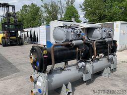 Used Industrial Chiller CARRIER - 449 kW | With warranty