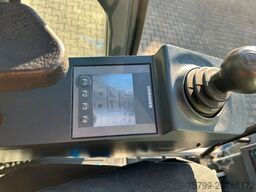 LIEBHERR Mobilkran LTC 1050-3.1 50t Kran hat nur 3300 h