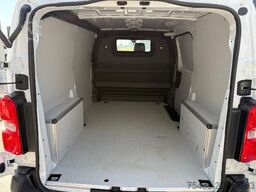 Peugeot EXPERT 2.0 BLUE HDI 140CV L2H1