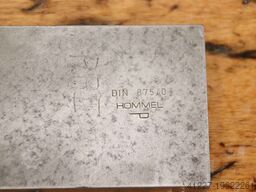 Hommel 600 x 400 mm  DIN 875/0