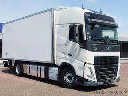Volvo Koel/Vries ART/ Museum/ Antiek transport