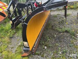 Tellefsdal K-Blade P 3000 w/ parallelogram