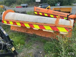 Tellefsdal M70 p 4000 plow w/ parallelogram
