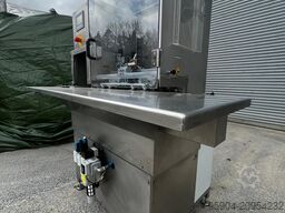 Thom Spout Inserting Machine for Pre-Mad SI-900