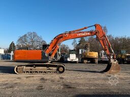 HITACHI ZX210LC-6 Kettenbagger 23,1 Ton *11.213 BTH