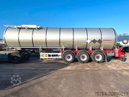 KÄSSBOHRER 32m² V2A Bitumentankauflieger /leicht beschädigt