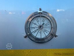 KÄSSBOHRER 32m² V2A Bitumentankauflieger /leicht beschädigt