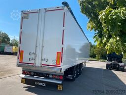 KRAKER ca. 92 m³ Schubboden/10mm Boden/Funk/Auch Miete!