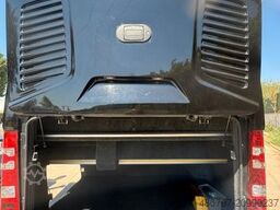 MERCEDES-BENZ Sprinter Nero 31 Sitze ab 08/2026