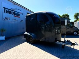 HUMBAUR STX Trailer mit Sattelkammer