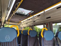 MERCEDES-BENZ Sprinter 517 Heckniederflur Vorlauffahrzeug