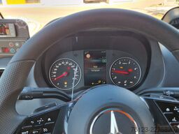 MERCEDES-BENZ 517 Lord Comfort XXL Vorlauffahrzeug 23 SS
