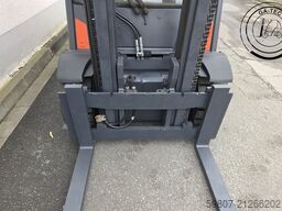 Linde H30D-02