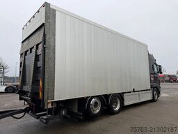 Volvo FH 13.460 Globetrotter XL 6x2 - Box with side d...