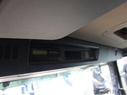 Scania P230 + thermo king + lift