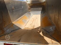 IVECO HD9 86.50-90 4 Achs Muldenkipper schwere Straßen