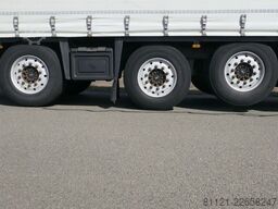 Schmitz Cargobull SCB*S3T + PALFINGER F3-203 PX | 895 Hours | 201...