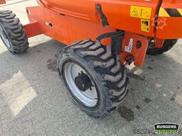 JLG 660SJ