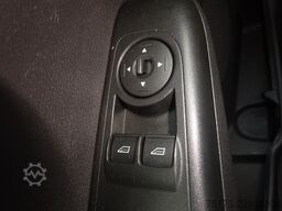 FORD Transit Courier Kasten 75PS Trend AHK