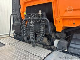 Renishaw GmbH Renishaw GmbH Renishaw GmbH