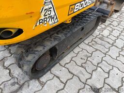 JCB 8008 CTS / 2021 BJ / 623 H / 3 x Löffel