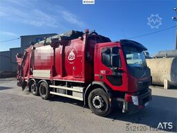 Volvo FE320 1 chamber Refuse truck w/ HIAB 130 crane.