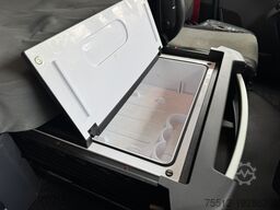 Renault T 460 / Refrigarator / Euro 6 / 2 Beds