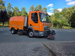 DAF XB 210 Kehrmaschine wie neu Brock VS4 Kehraufbau