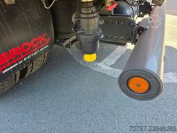DAF XB 210 Kehrmaschine wie neu Brock VS4 Kehraufbau
