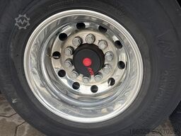 Tiefbett Stufensattel mit Auffahrrampe 25T