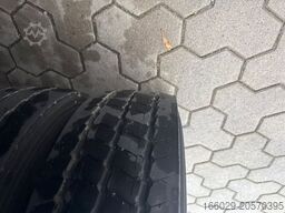 Tiefbett Stufensattel mit Auffahrrampe 25T