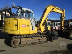 New Holland KOBELCO E80 (8,6T) mit hydraulischem Schnellwechsl
