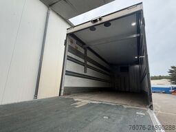 MERCEDES-BENZ 2540 LL 6x2/4 Kühlkoffer 8.2m LBW 2,5t  Carrier