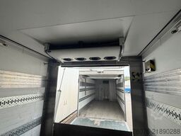MERCEDES-BENZ 2540 LL 6x2/4 Kühlkoffer 8.2m LBW 2,5t  Carrier