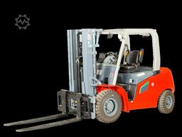 Heli CPD40-G2 4-Rad - 6 Jahre Garantie 4,7m Hub Triplex