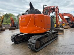 Hitachi ZX 135 US-6