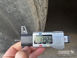 Schmitz Cargobull Semitrailer Reefer Standard divu klāju