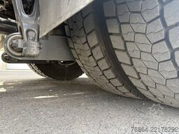 MERCEDES-BENZ ACTROS 2551 6X2, PALFINGER-ABROLLKIPPER MIT SCHROTTKRAN,  LENK-LIFTACHSE, EURO 6