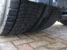 MAN TGX 26.510 6x2 Intarder. Volledige luchtvering