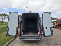 MERCEDES-BENZ SPRINTER 317 L2H2 Automaat Mbux
