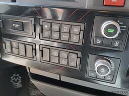 Renault T520 4x2 - 57-BXX-8 - HIGH SLEEPER - HYDRAULIEK...