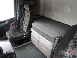Scania R 460 A4x2EB / Lowliner / ADR AT